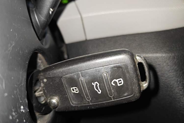 Used Skoda Fabia 2017 1.4L Automatic Car Enjoy Edition Vehicle Key