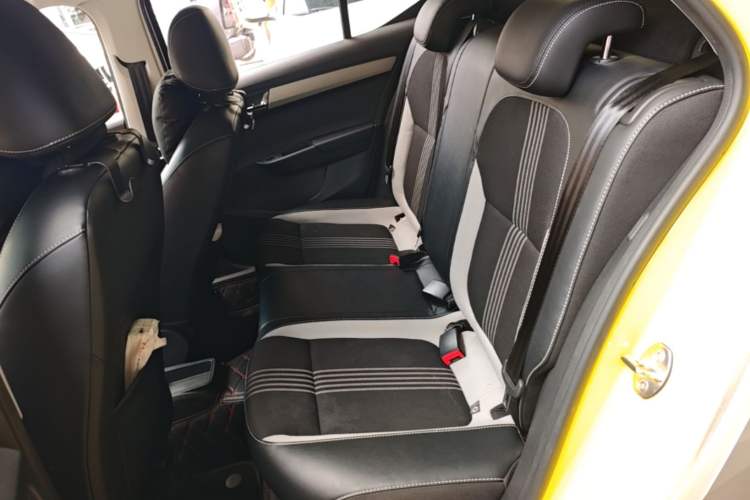 Used Skoda Fabia 2017 1.6L Automatic Chuanxing Edition Left Rear Seat