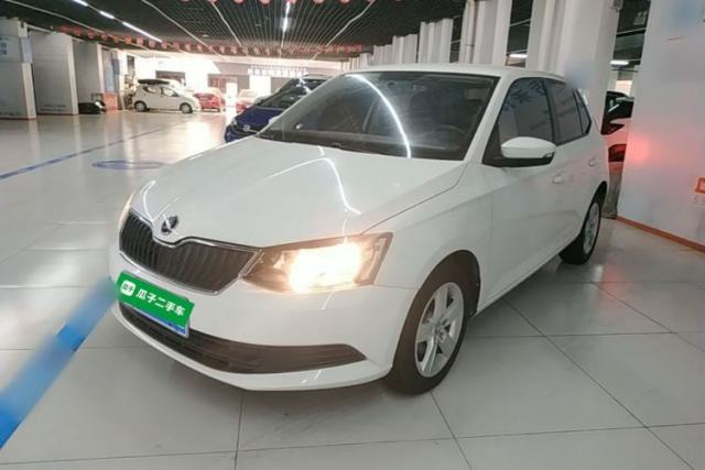 Used Skoda Fabia 2017 1.4L Automatic Car Enjoy Edition