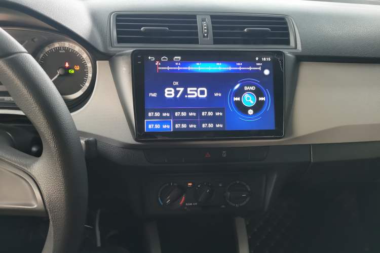 Used Skoda Fabia 2017 1.4L Automatic Car Enjoy Edition Audio And AC Panel