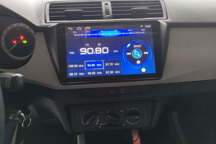 Used Skoda Fabia 2017 1.4L Automatic Car Enjoy Edition Audio And AC Panel