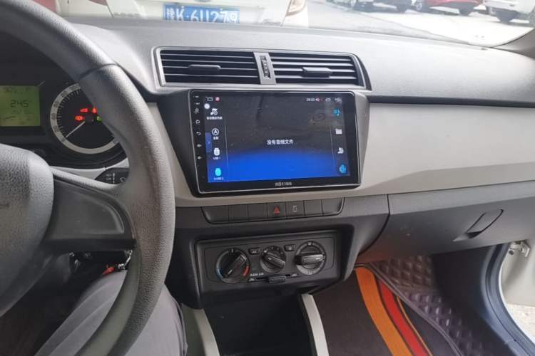 Used Skoda Fabia 2017 1.4L Automatic Car Enjoy Edition Audio And AC Panel
