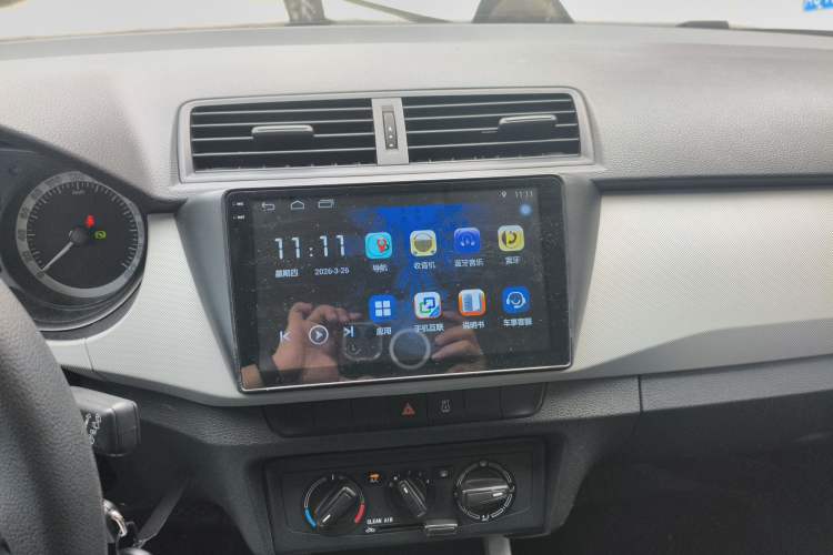 Used Skoda Fabia 2017 1.4L Automatic Car Enjoy Edition Audio And AC Panel