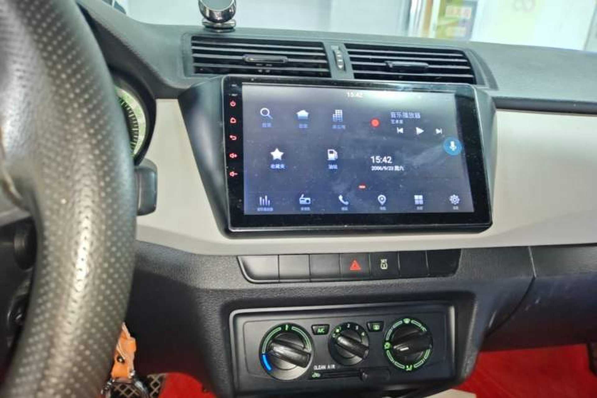 Used Skoda Fabia 2017 1.4L Automatic Car Enjoy Edition Audio And AC Panel