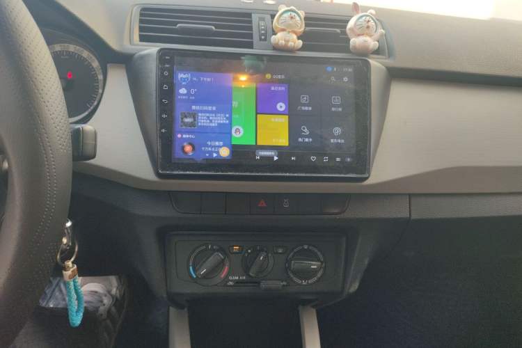 Used Skoda Fabia 2017 1.4L Automatic Car Enjoy Edition Audio And AC Panel