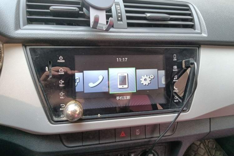Used Skoda Fabia 2017 1.4L Automatic Car Enjoy Edition Audio And AC Panel