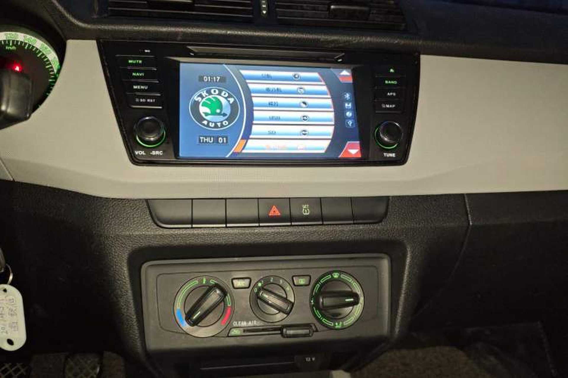 Used Skoda Fabia 2017 1.4L Manual Enjoy Edition Audio And AC Panel