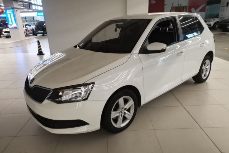 Used Skoda Fabia 2017 1.4L Automatic Car Enjoy Edition Guazi used car, China used car export, Used car for sale, Used cars, Cheapest cars for sale