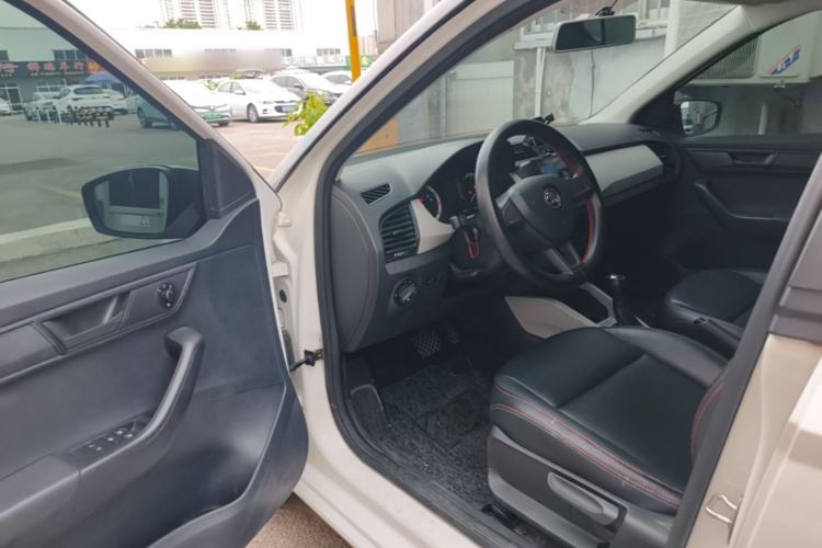 Used Skoda Fabia 2017 1.4L Automatic Car Enjoy Edition Driver Seat