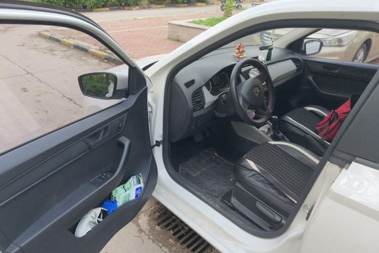 Used Skoda Fabia 2017 1.4L Automatic Car Enjoy Edition Driver Seat