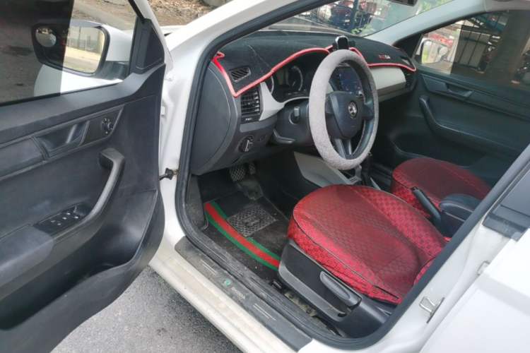 Used Skoda Fabia 2017 1.4L Automatic Car Enjoy Edition Driver Seat
