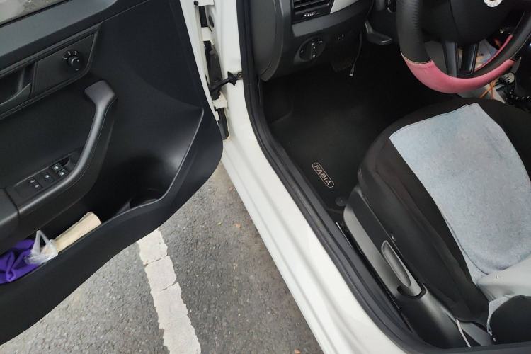 Used Skoda Fabia 2017 1.4L Automatic Car Enjoy Edition Driver Seat
