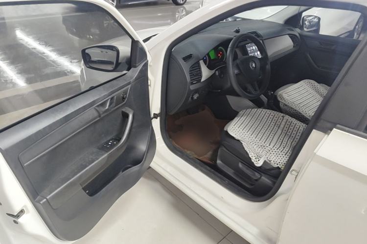 Used Skoda Fabia 2017 1.4L Automatic Car Enjoy Edition Driver Seat