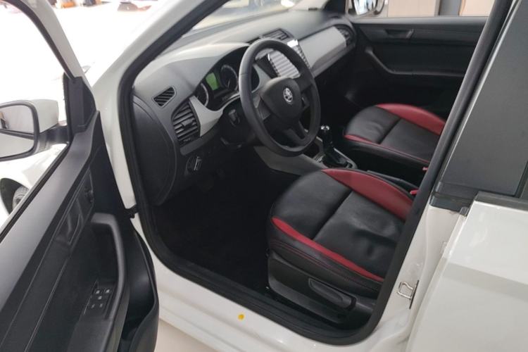 Used Skoda Fabia 2017 1.4L Automatic Car Enjoy Edition Driver Seat