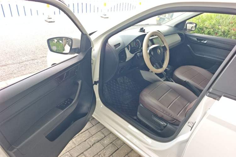 Used Skoda Fabia 2017 1.4L Automatic Car Enjoy Edition Driver Seat