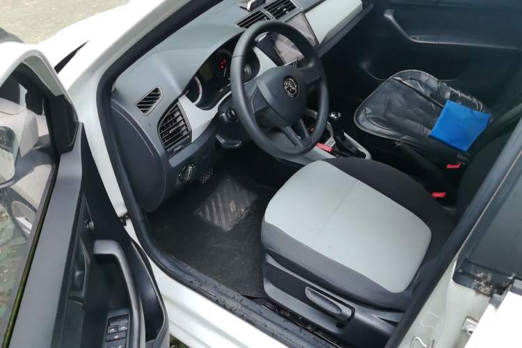 Used Skoda Fabia 2017 1.4L Automatic Car Enjoy Edition Driver Seat