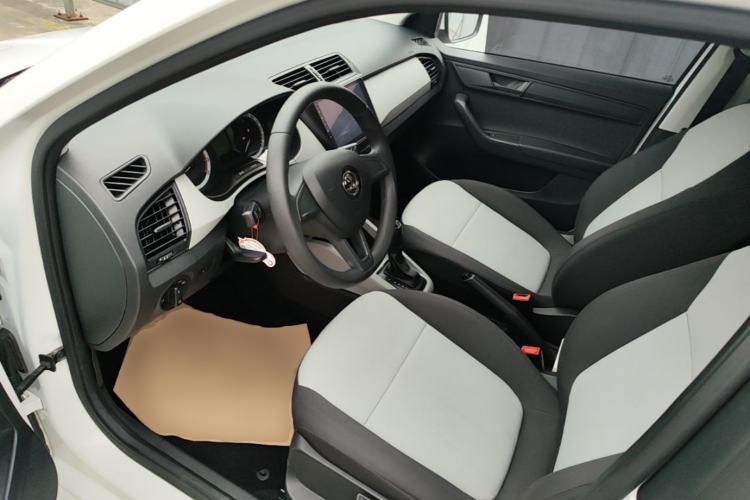 Used Skoda Fabia 2017 1.4L Automatic Car Enjoy Edition Driver Seat