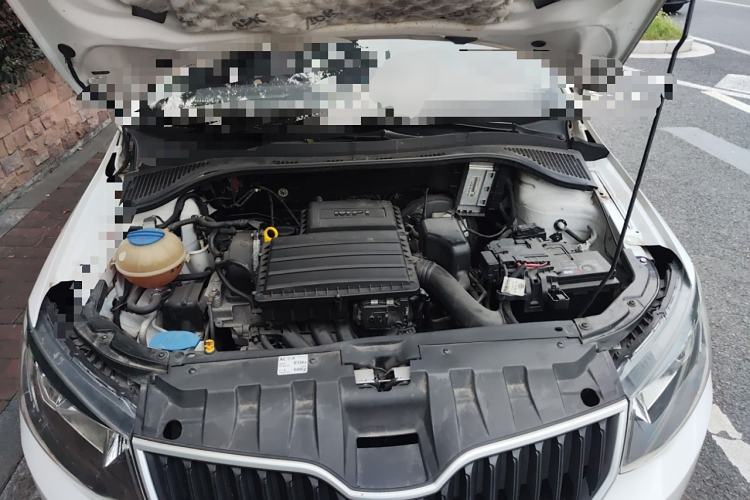 Used Skoda Fabia 2017 1.4L Automatic Car Enjoy Edition Engine Bay