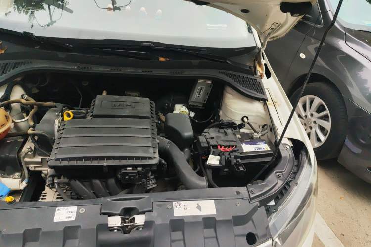 Used Skoda Fabia 2017 1.4L Automatic Car Enjoy Edition Engine Bay Left
