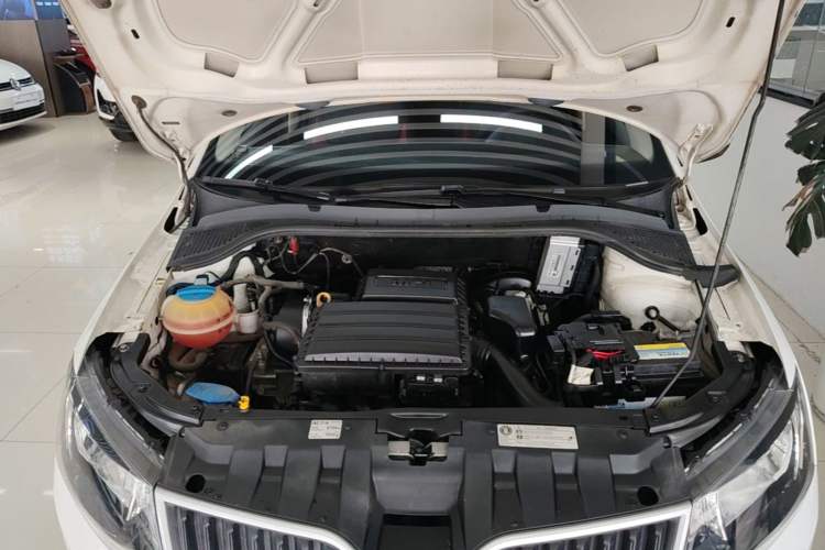 Used Skoda Fabia 2017 1.4L Automatic Car Enjoy Edition Engine Bay