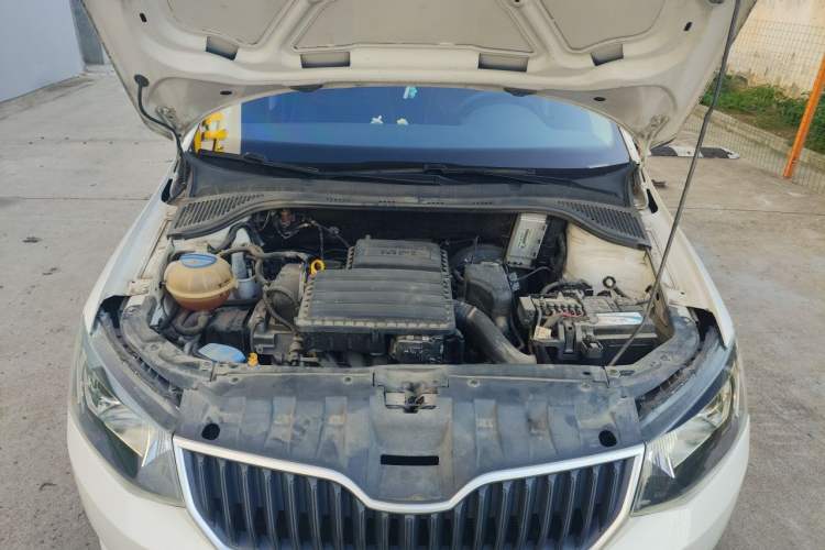 Used Skoda Fabia 2017 1.4L Automatic Car Enjoy Edition Engine Bay