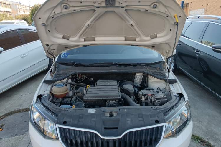 Used Skoda Fabia 2017 1.4L Automatic Car Enjoy Edition Engine Bay