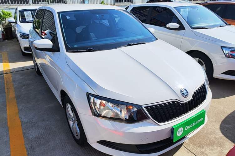 Used Skoda Fabia 2017 1.4L Automatic Car Enjoy Edition Exterior 1