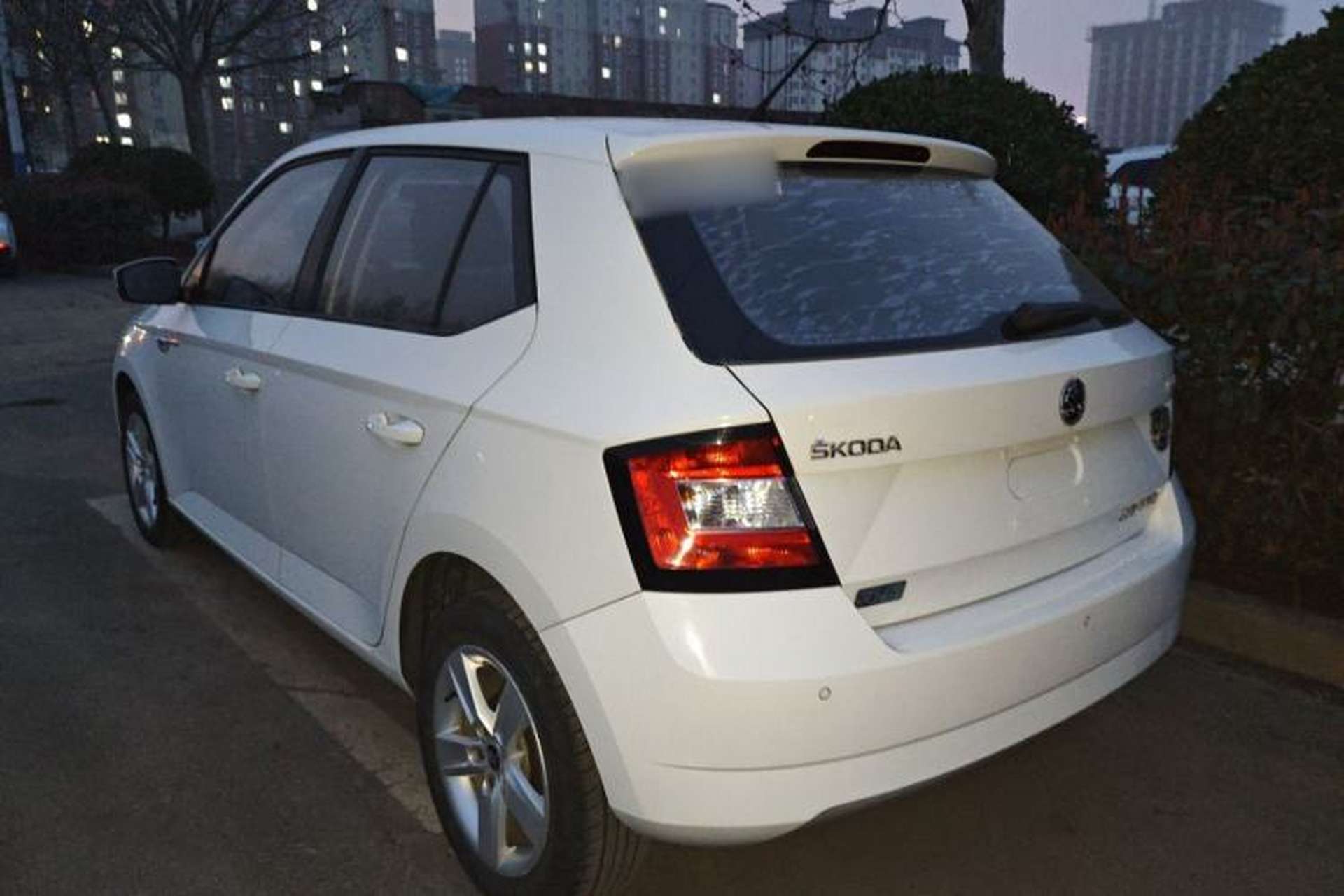 Used Skoda Fabia 2017 1.4L Manual Enjoy Edition Exterior 2