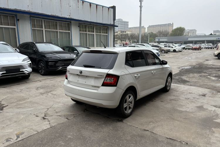 Used Skoda Fabia 2017 1.4L Manual Enjoy Edition Exterior 6