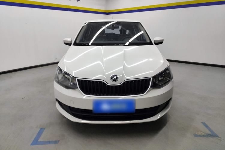 Used Skoda Fabia 2017 1.4L Automatic Car Enjoy Edition Front