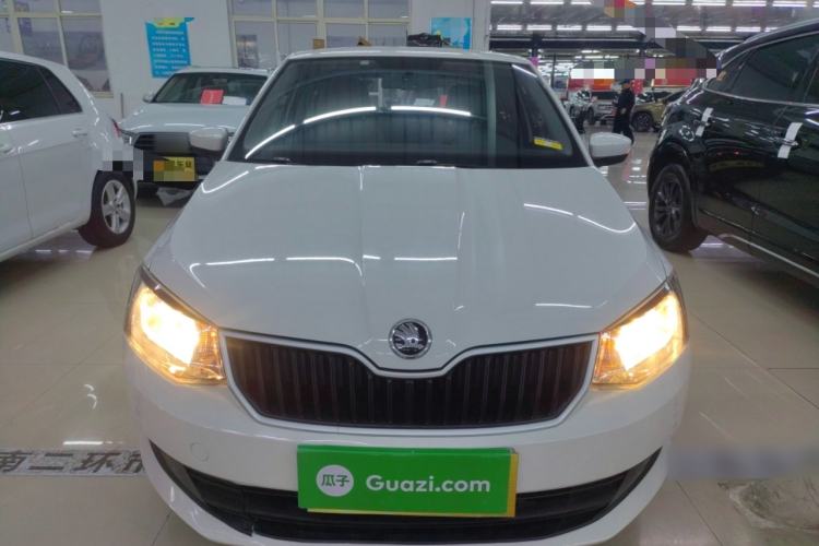 Used Skoda Fabia 2017 1.4L Automatic Car Enjoy Edition Front