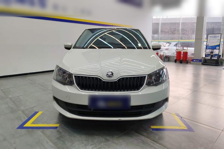 Used Skoda Fabia 2017 1.4L Automatic Car Enjoy Edition Front