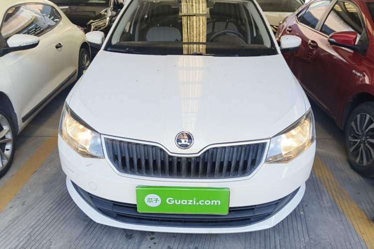 Used Skoda Fabia 2017 1.4L Automatic Car Enjoy Edition Front