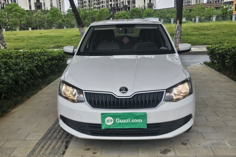 Used Skoda Fabia 2017 1.4L Automatic Car Enjoy Edition Front
