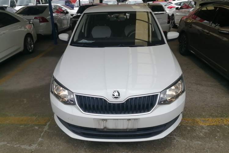 Used Skoda Fabia 2017 1.4L Automatic Car Enjoy Edition Front