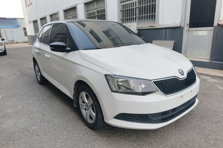 Used Skoda Fabia 2017 1.4L Automatic Car Enjoy Edition Front Right 45 Deg