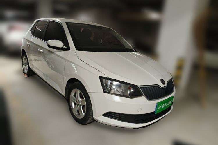 Used Skoda Fabia 2017 1.4L Automatic Car Enjoy Edition Front Right 45 Deg