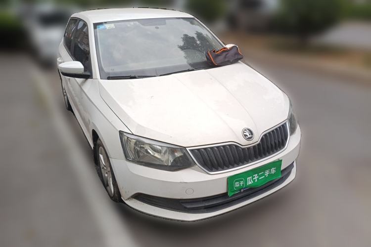 Used Skoda Fabia 2017 1.4L Automatic Car Enjoy Edition Front Right 45 Deg