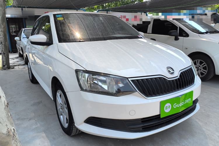 Used Skoda Fabia 2017 1.4L Automatic Car Enjoy Edition Front Right 45 Deg