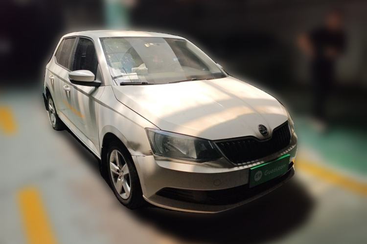 Used Skoda Fabia 2017 1.4L Automatic Car Enjoy Edition Front Right 45 Deg