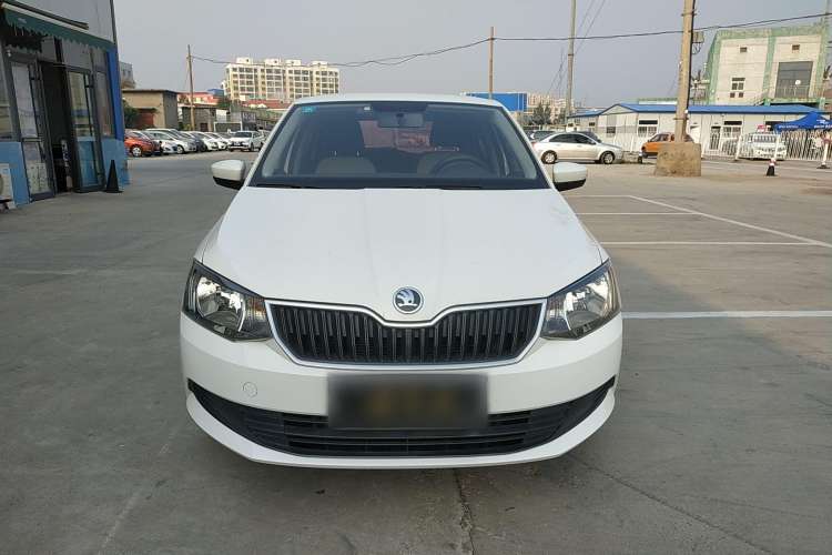 Used Skoda Fabia 2017 1.4L Automatic Car Enjoy Edition Front