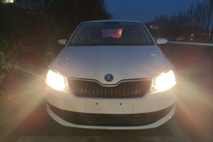 Used Skoda Fabia 2017 1.4L Manual Enjoy Edition Front