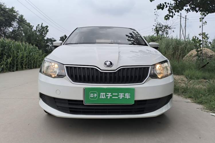 Used Skoda Fabia 2017 1.4L Automatic Car Enjoy Edition Front