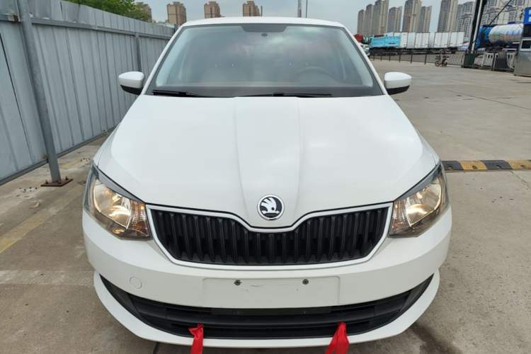 Used Skoda Fabia 2017 1.4L Automatic Car Enjoy Edition Front