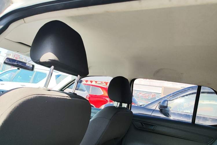 Used Skoda Fabia 2017 1.4L Automatic Car Enjoy Edition Headliner