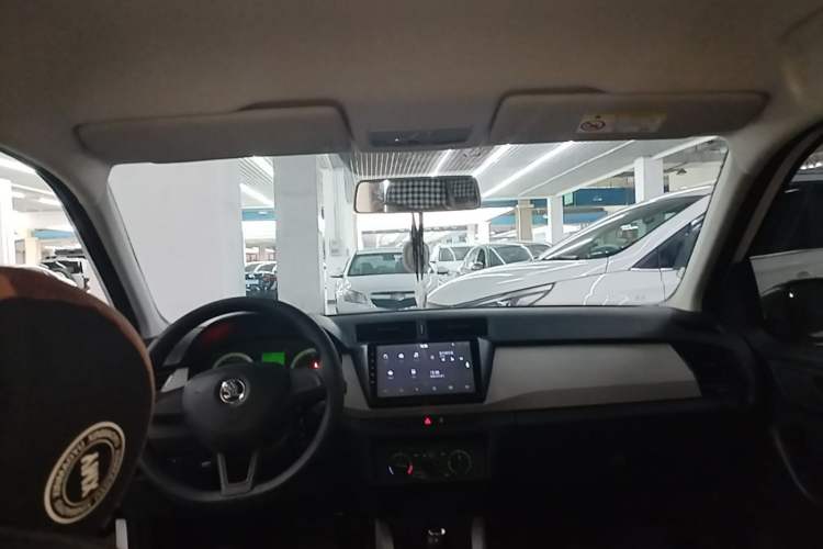 Used Skoda Fabia 2017 1.4L Automatic Car Enjoy Edition Headliner