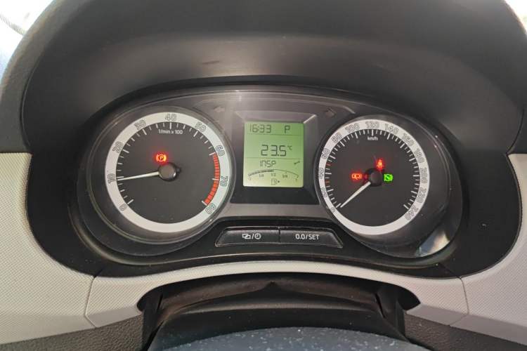 Used Skoda Fabia 2017 1.4L Automatic Car Enjoy Edition Instrument Cluster