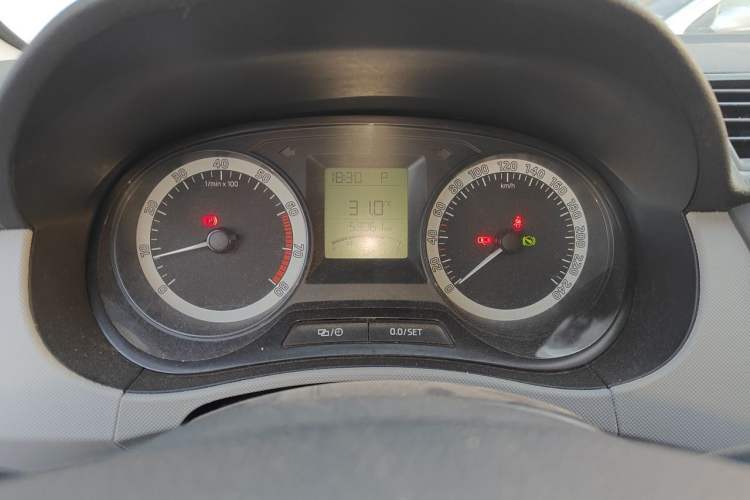 Used Skoda Fabia 2017 1.4L Automatic Car Enjoy Edition Instrument Cluster