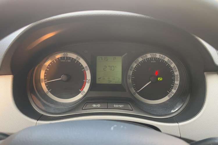 Used Skoda Fabia 2017 1.4L Automatic Car Enjoy Edition Instrument Cluster