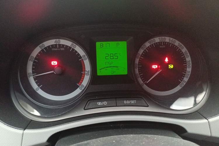 Used Skoda Fabia 2017 1.4L Automatic Car Enjoy Edition Instrument Cluster